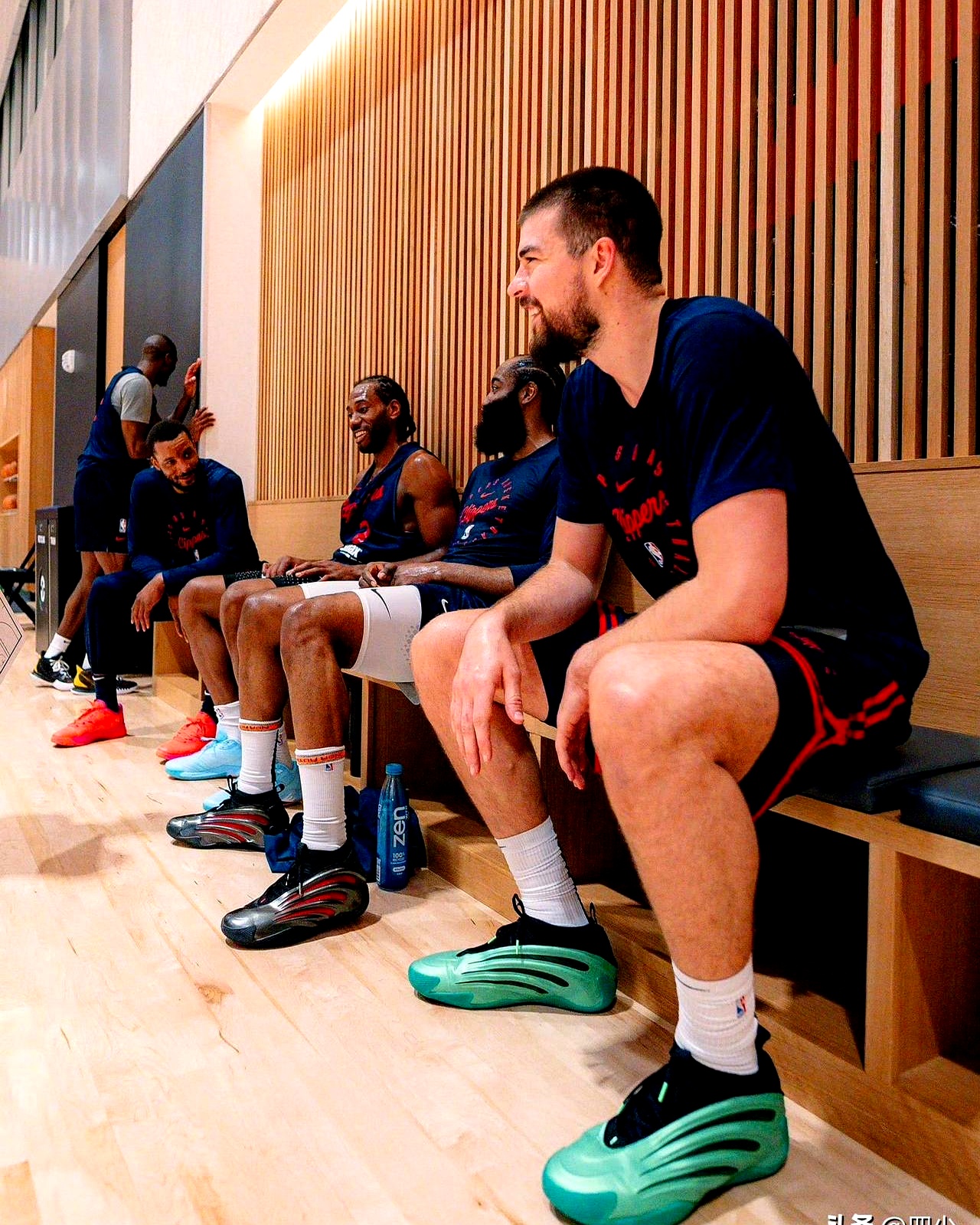 赛后突围战来临,洛杉矶快船围绕NBA总决赛单刀错失,底气十足,轮换策略成焦点的简单介绍开云娱乐