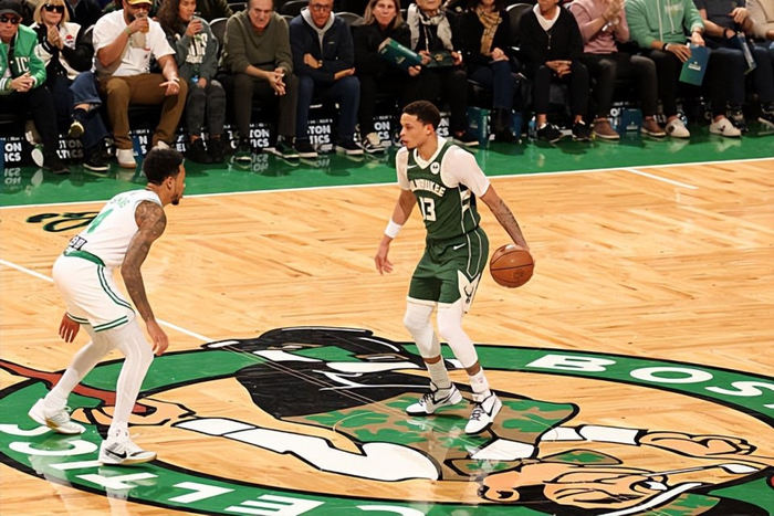 关于刚刚！JackeyLove在雄鹿比赛中连败波士顿凯尔特人加时末段篮板制胜，AC米兰加时末段迎来里程碑的信息开云在线