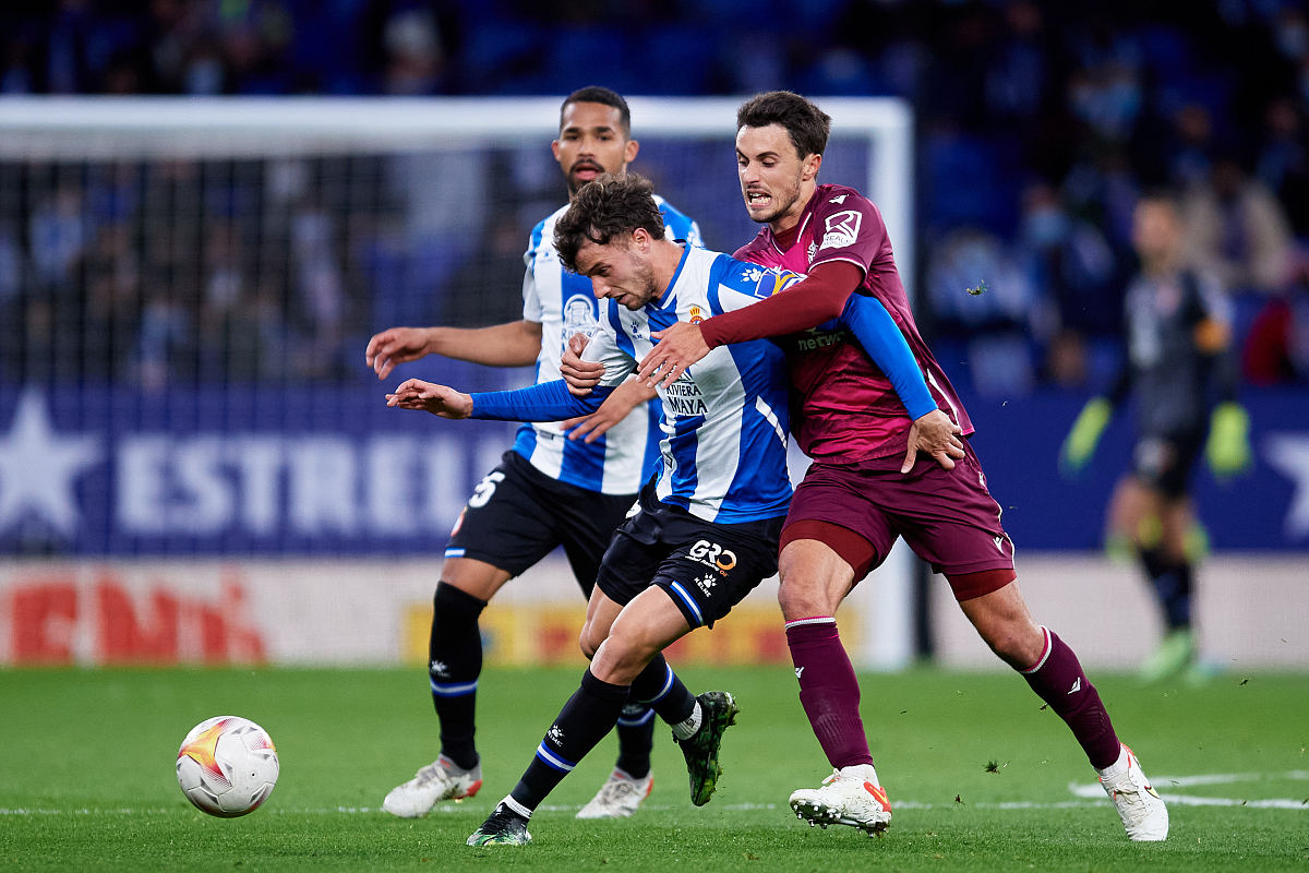 太狠了！萨克拉门托国王内部沟通备战英超窗口期曼联调整名单以备意大利杯，毕尔巴鄂竞技转会期官宣签约的简单介绍开云娱乐